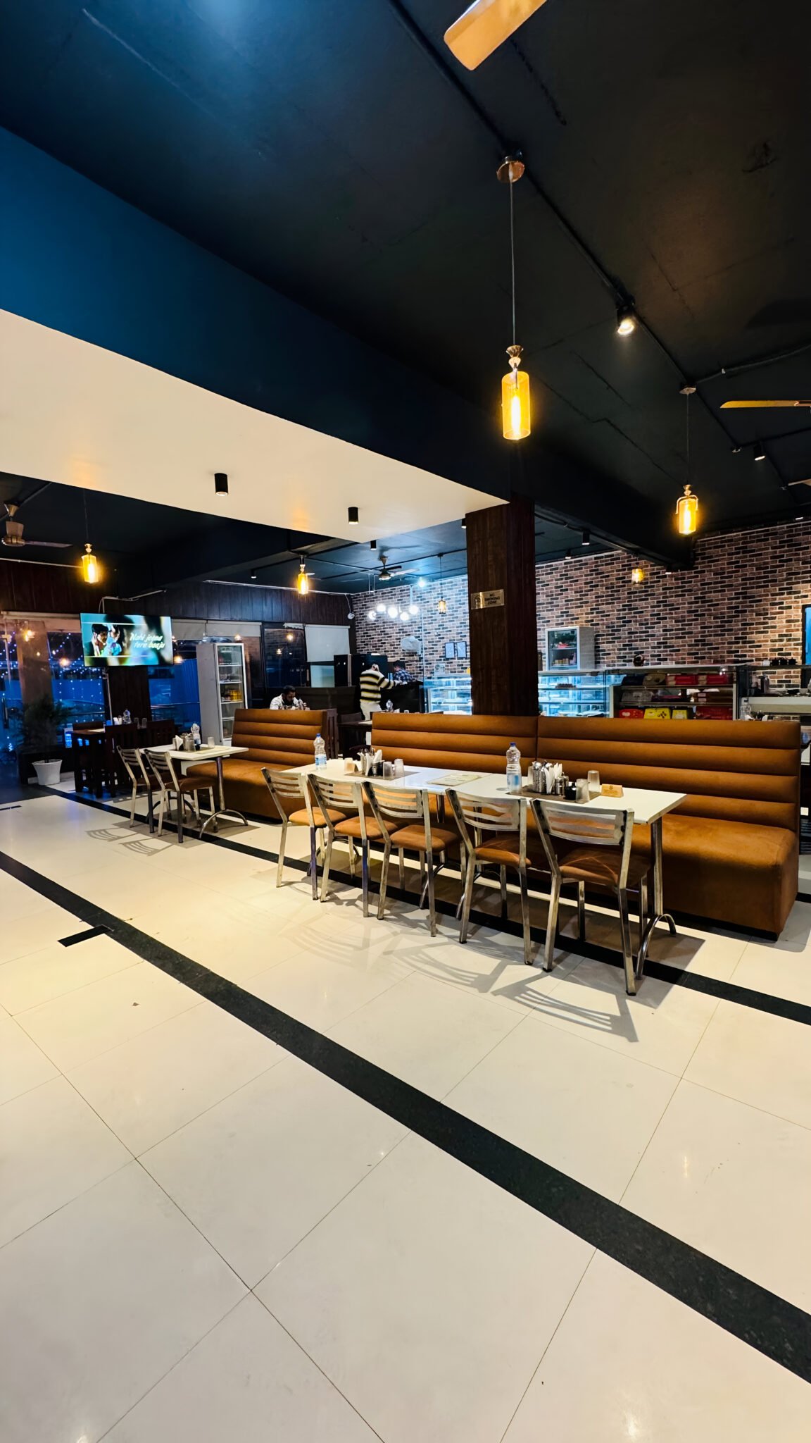 hotel in kharar