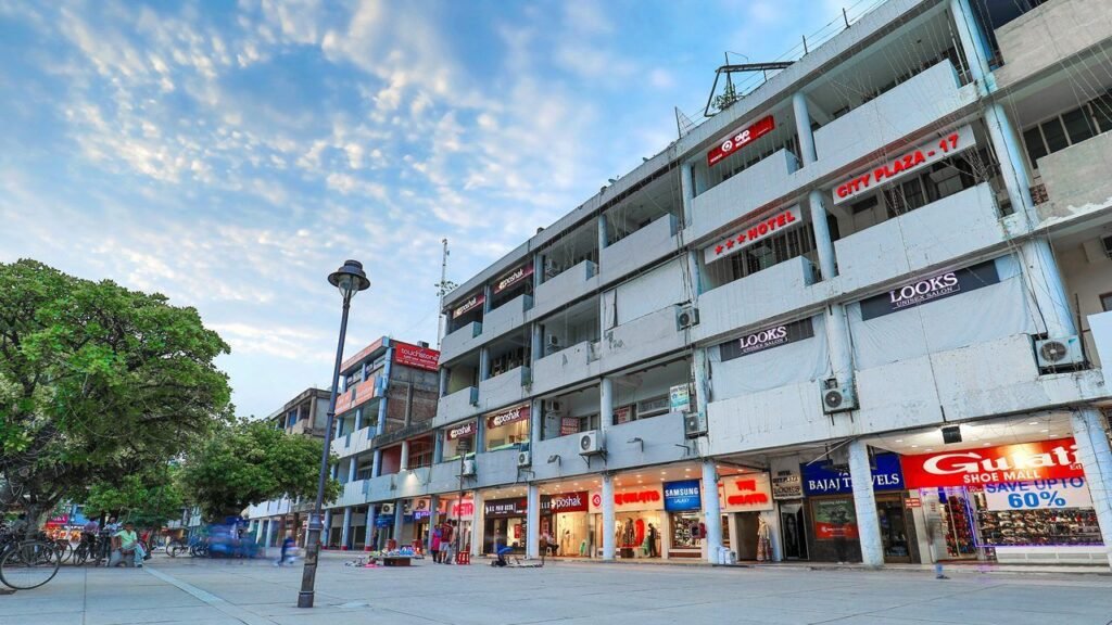 Sector 17 Market
